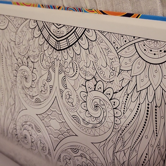 NWT The Creative Coloring Book - Picture 6 of 17